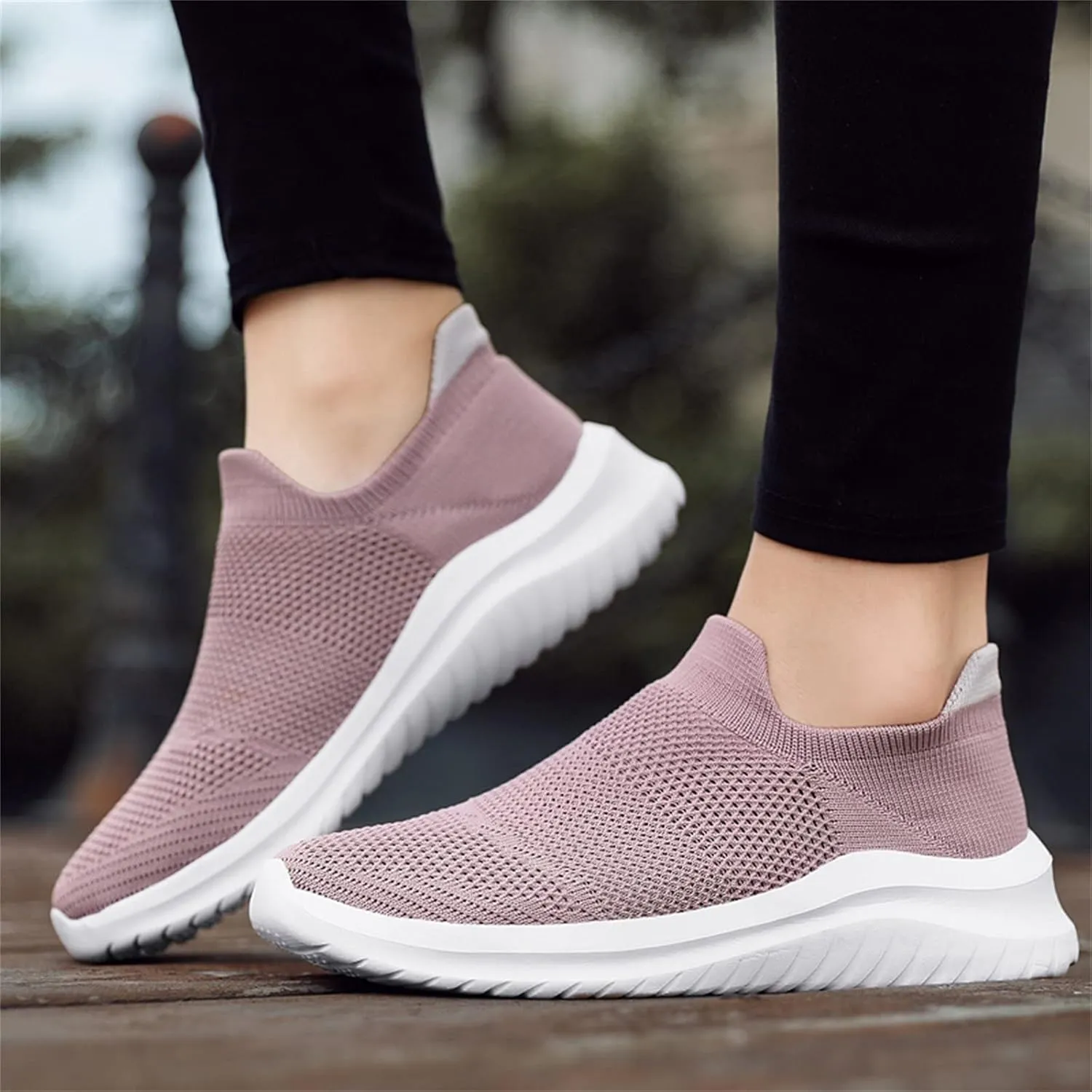 Athletic Shoes Women Slip On Running Shoes Non Slip Walking Shoes Lightweight Workout Shoes Breathable Fashion Sneakers