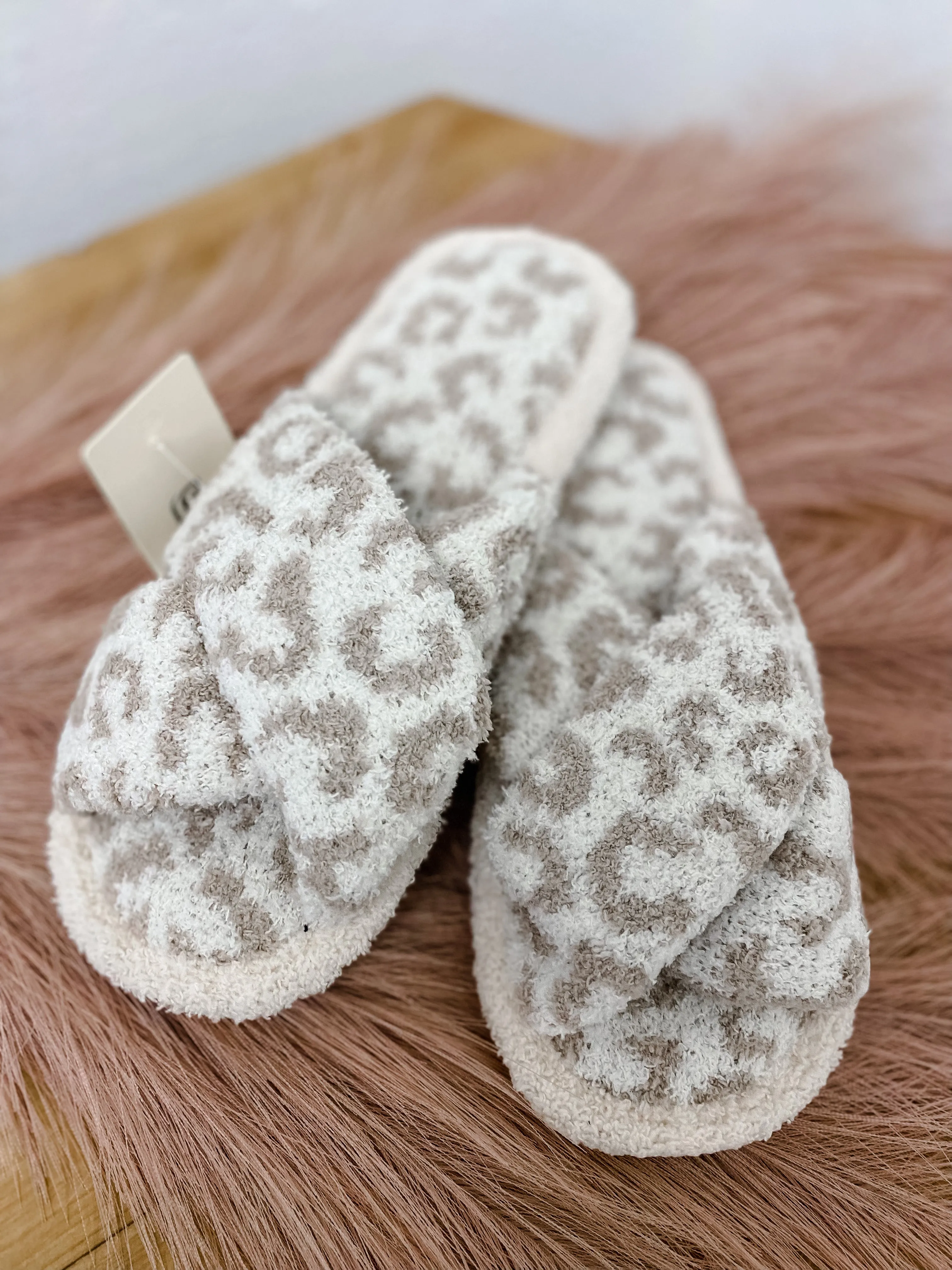 Comfy Printed Criss Cross Slippers