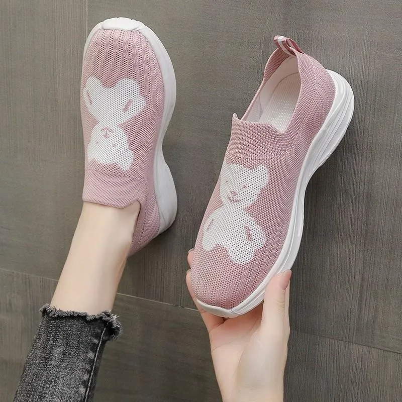 Cute bear fly-knit breathable sneakers