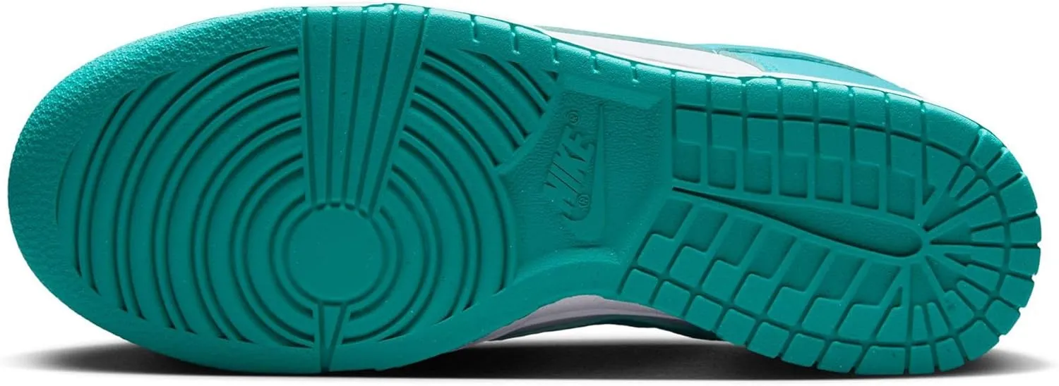 Nike Women's W Dunk Low Next Nature Sneaker