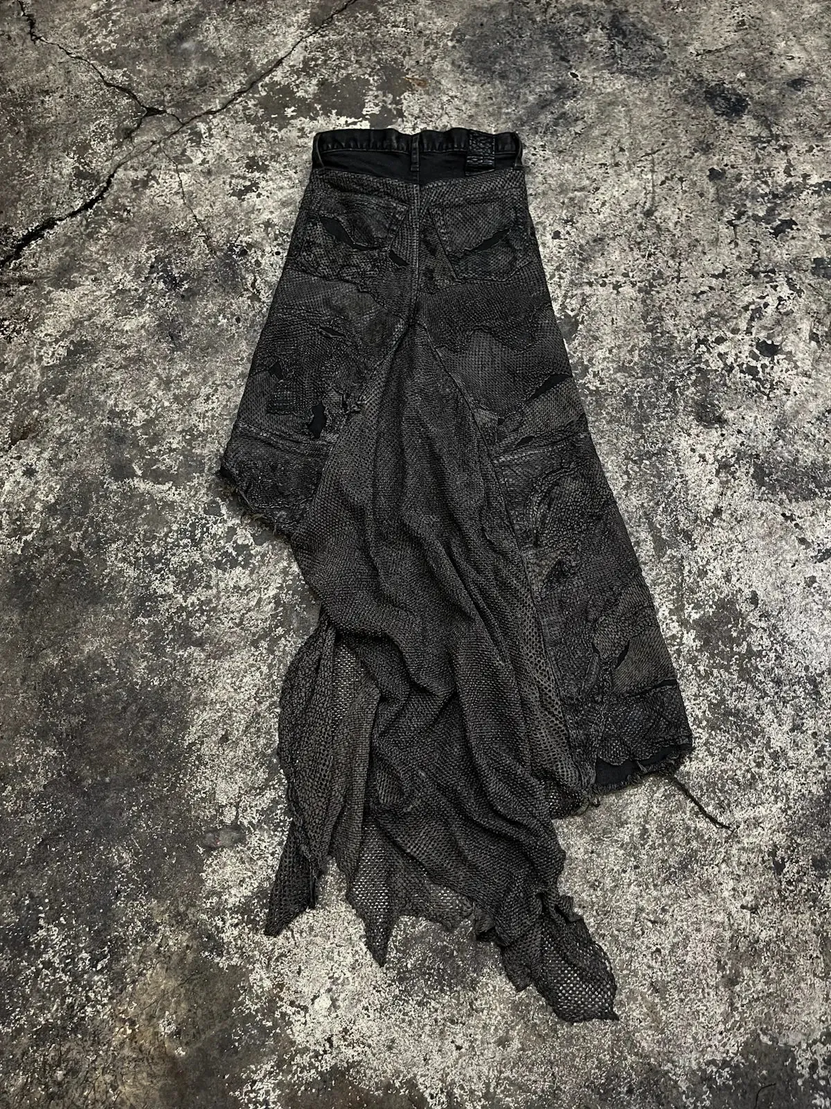 SKIRT LAYERED LEATHER PERFORATED MAXIMUS