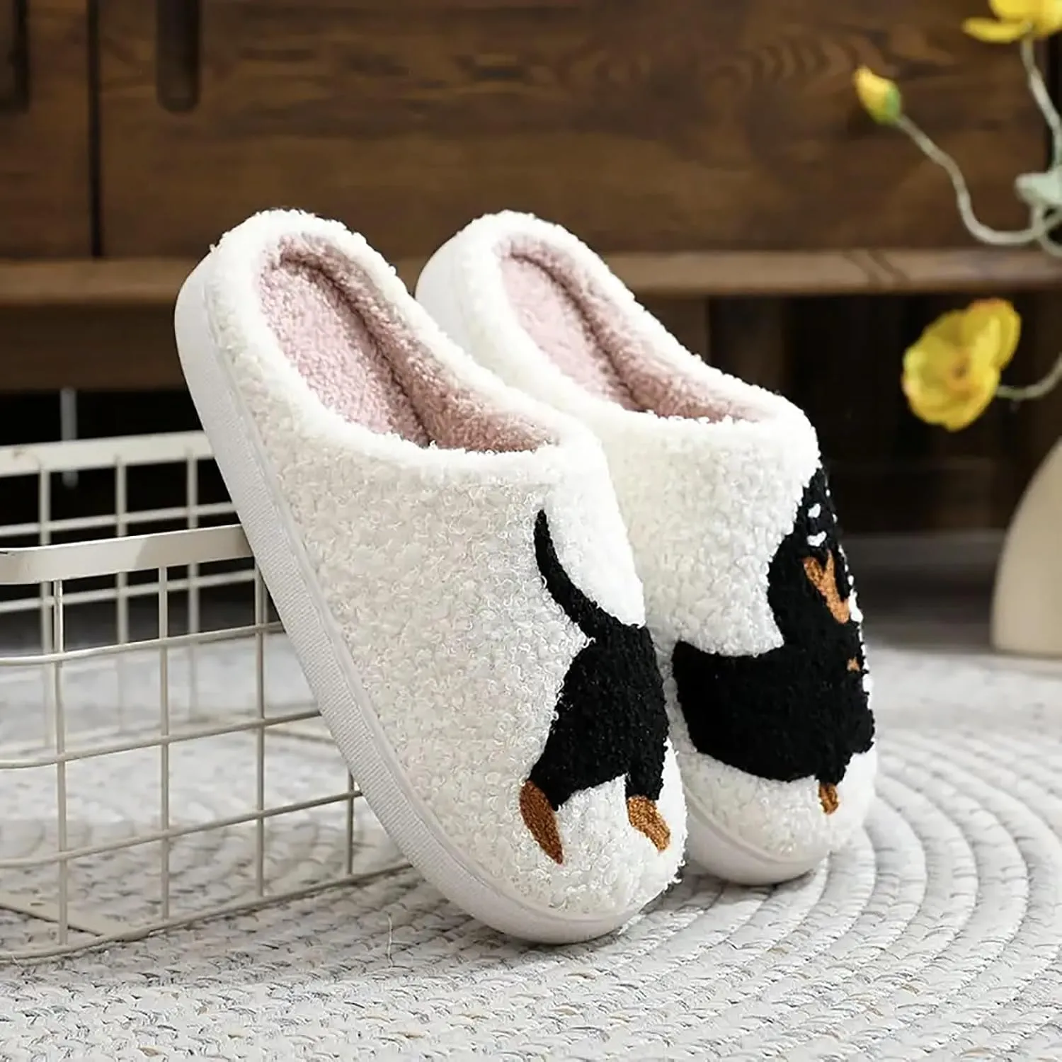 Women's Men's Cute Frog Slippers Fuzzy Memory Foam Kawaii Cartoon Animal Slippers Winter Warm Fluffy Shoes