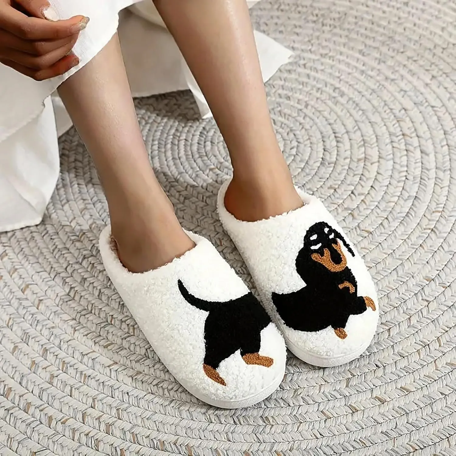 Women's Men's Cute Frog Slippers Fuzzy Memory Foam Kawaii Cartoon Animal Slippers Winter Warm Fluffy Shoes